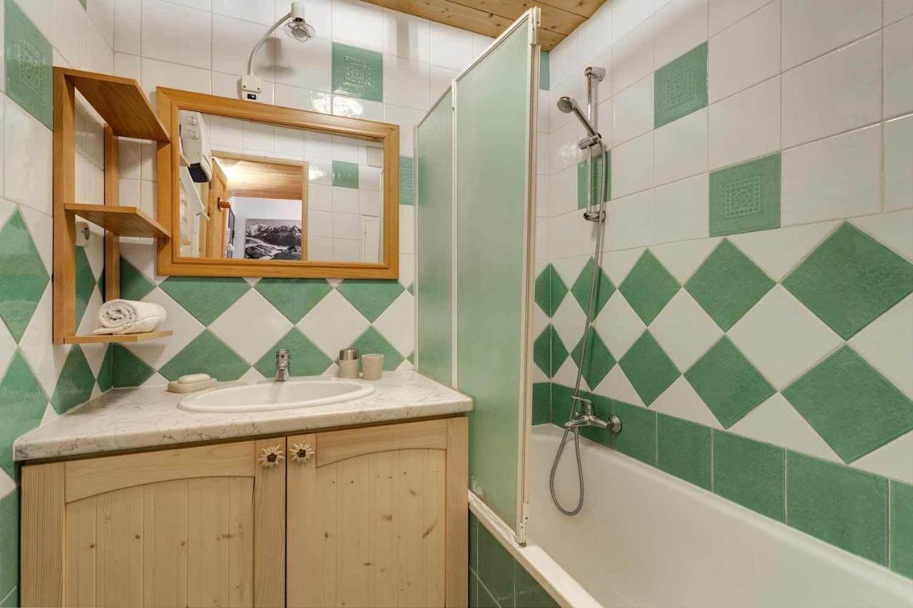 Apartment Lachenal - Alpes Travel - Alpes Travel - Central Chamonix - Sleeps 4 מראה חיצוני תמונה